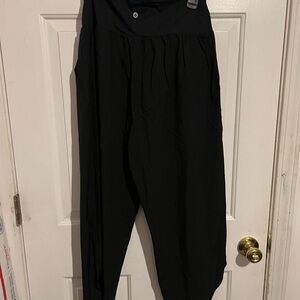 HALARA Chic Black Crossover Pants